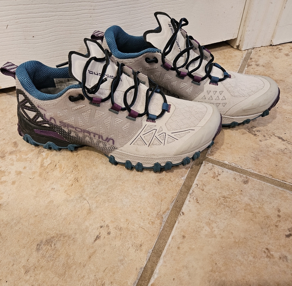 La Sportiva Women's White and Teal Athletic Shoes
